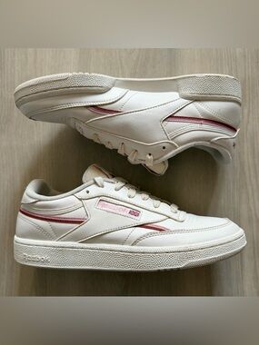 Reebok Women’s Club C Double Revenge Tennis Shoes Sneakers Sz 9